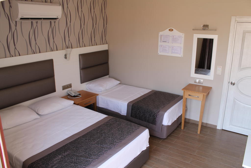 Bonjour Hotel Marmaris Exterior photo